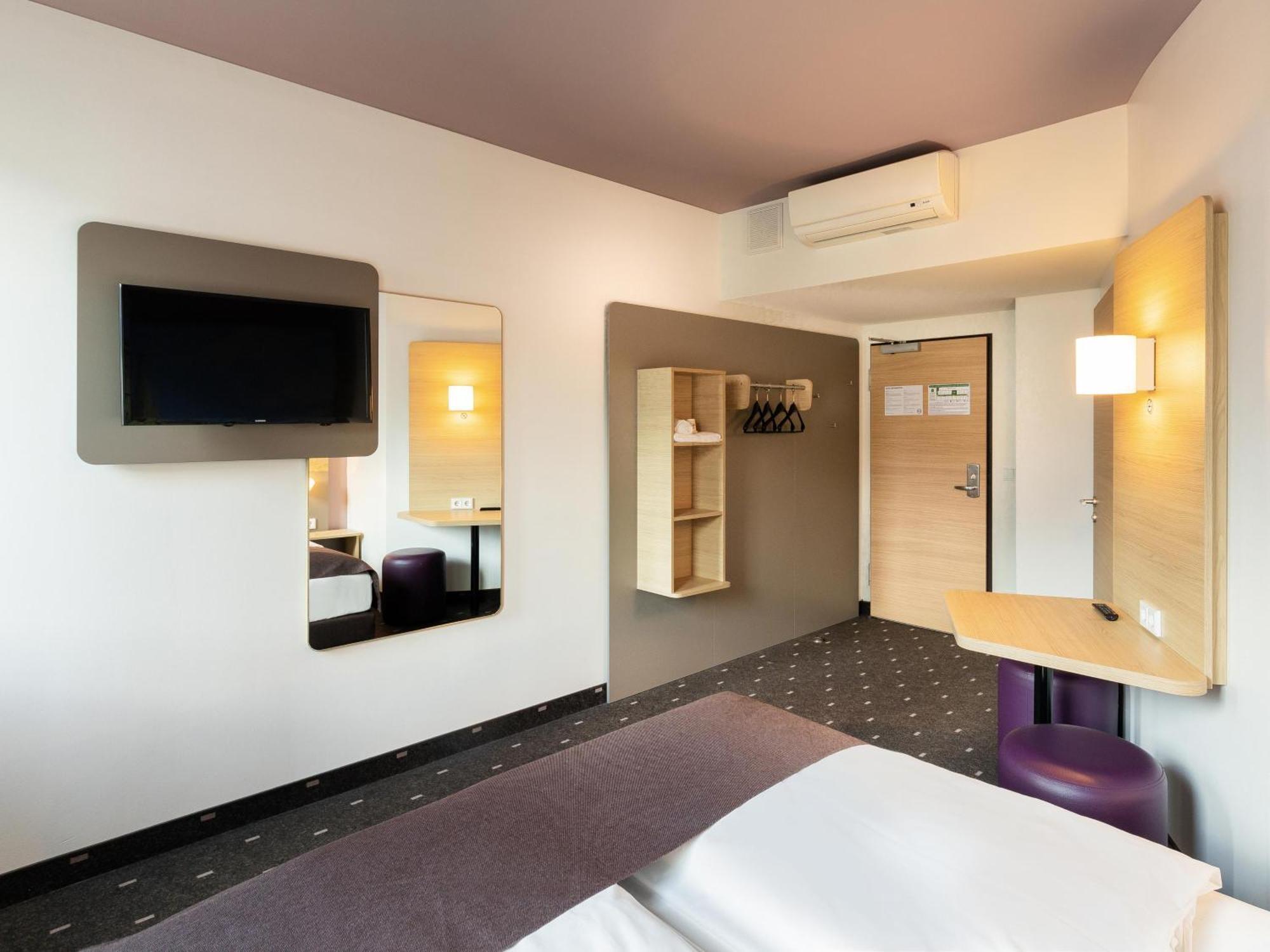B&B Hotel Duesseldorf-Mitte Eksteriør bilde