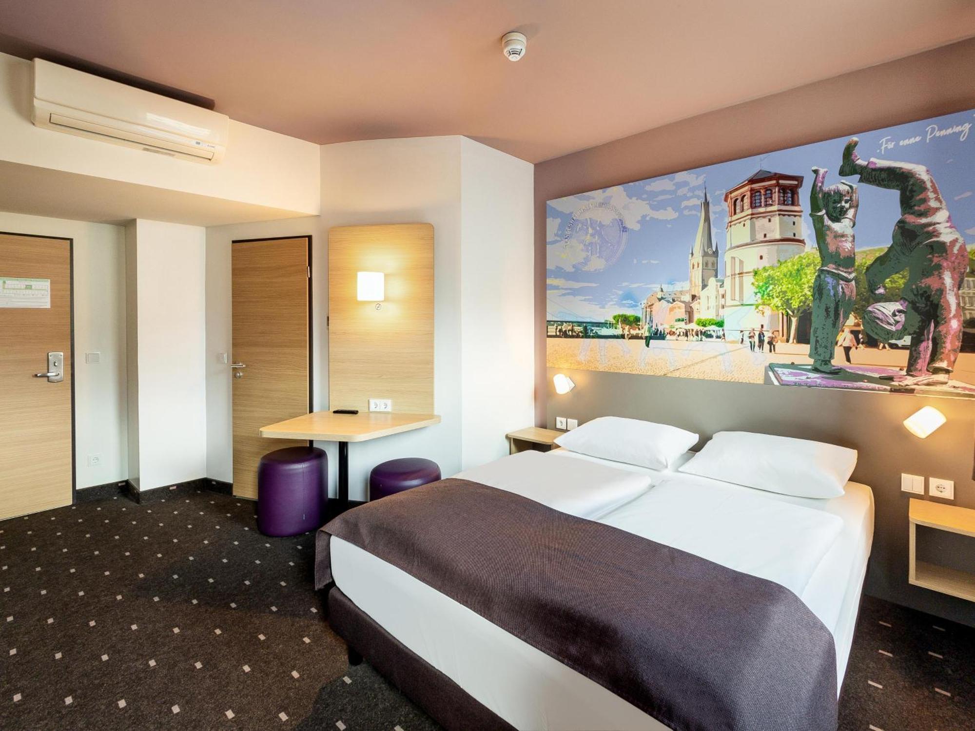 B&B Hotel Duesseldorf-Mitte Eksteriør bilde