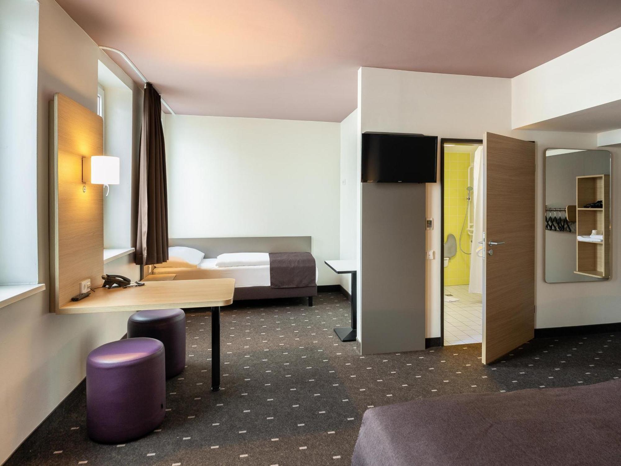 B&B Hotel Duesseldorf-Mitte Eksteriør bilde