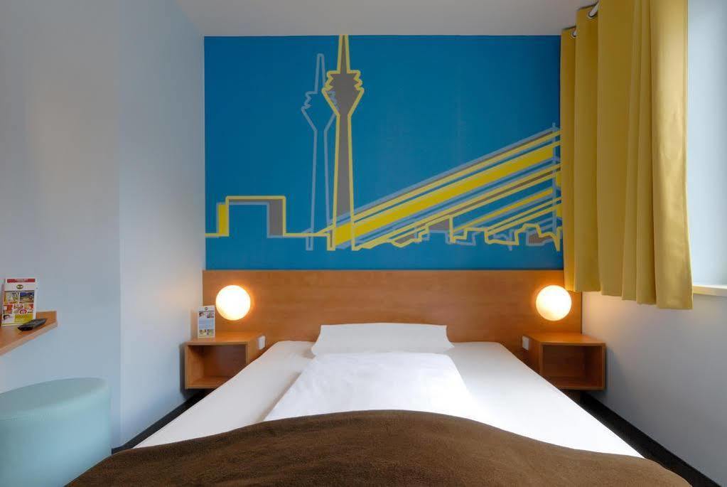 B&B Hotel Duesseldorf-Mitte Eksteriør bilde
